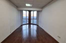 Apartament 3 camere, 90 mp, zona Centrul Civic