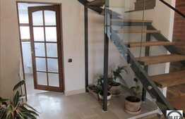 Penthouse 4 camere cu 142 mp utili, 2 nivele in zona Pasapoarte!