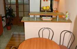 Vanzare apartament 4 camere decomandate, zona Calea Manastur. Boxa si parcare!