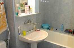 Vanzare apartament 4 camere decomandate, zona Calea Manastur. Boxa si parcare!