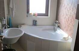 Apartament 2 camere, 59 mp, balcon, zona Polus Center, 2 locuri de parcare!