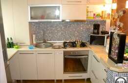 Apartament 2 camere, 59 mp, balcon, zona Polus Center, 2 locuri de parcare!