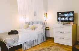 Garsoniera de lux, 30 mp, balcon, zona strazii Bucegi