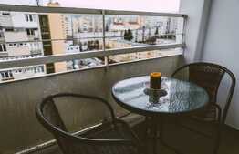 Garsoniera de lux, 30 mp, balcon, zona strazii Bucegi