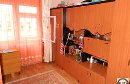 De vanzare garsoniera, 22 mp, garaj, zona strazii Cojocnei