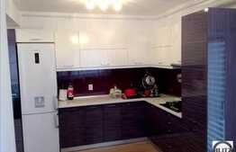 Zona Andrei Muresanu, 3 camere decomandate, 79 mp, cu boxa si loc de parcare