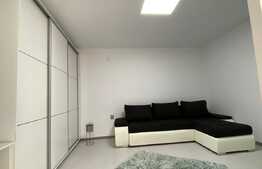 Apartament de 2 camere decomandate la casa, 60 mp, zona Cipariu