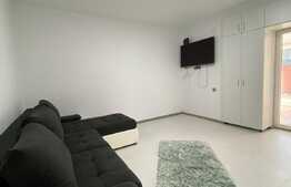 Apartament de 2 camere decomandate la casa, 60 mp, zona Cipariu