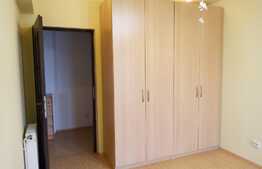 Apartament 2 camere, decomandat, 54 mp utili, balcon, garaj, zona Piata 1 Mai!