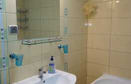 Apartament 2 camere, decomandat, 54 mp utili, balcon, garaj, zona Piata 1 Mai!