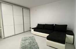 Casa 110 mp, 5 camere, 3 bai, 3 locuri de parcare, zona Albini