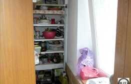 Apartament de vanzare, 2 camere semidecomandate, 42 mp, zona strazii Traian