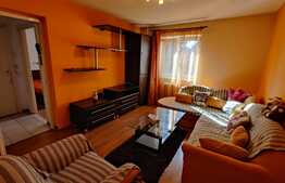 Apartament 2 camere, decomandat, etaj intermediar, Sud-Vest, mobilat si utilat, zona Casa Piratilor