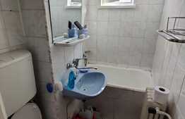 Apartament 2 camere, decomandat, etaj intermediar, Sud-Vest, mobilat si utilat, zona Casa Piratilor