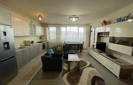 Apartament 3 camere, 70 mp, etaj 1, zona strazii Eroilor!