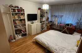 Apartament 4 camere decomandat, et 1, 82 mp, zona Racadau