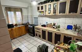 Apartament 4 camere decomandat, et 1, 82 mp, zona Racadau