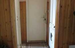 Vanzare aparatament 2 camere, decomandat, 48 mp, boxa subsol, zona Olimpia