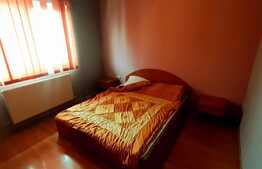 Apartament 2 camere, balcon, etaj intermediar, zona centrală!