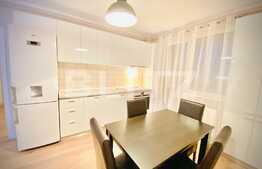 Apartament cu 2 camere, decomandat, 54 mp, parcare, zona Vivo