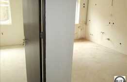 Vanzare 2 camere, semidecomandat, 40 mp, zona FSEGA. Complet renovat!
