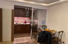 Apartament de 3 camere, 90mp, decomandat, Zona Tractorul 