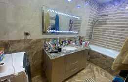 Apartament de 3 camere, 90mp, decomandat, Zona Tractorul 