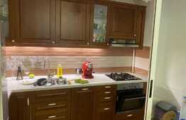 Apartament de 3 camere, 90mp, decomandat, Zona Tractorul 