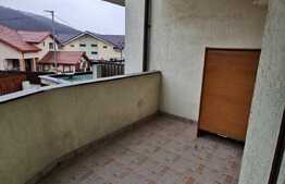 Apartament de 4 camere, 80mp, 2 parcări, zona Tăuțiului 