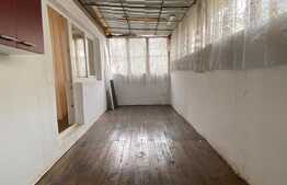 Apartament cu 3 camere decomandate, terasa, zona UMF