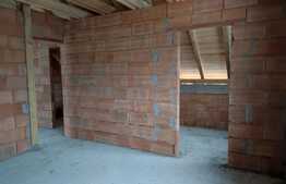 De vanzare casa individuala 650 m2 teren,128 utili.