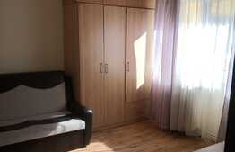 Oportunitate ! Apartament cu 2 camere decomandate, etajul 1 intermediar,  mobilat si utilat ! 