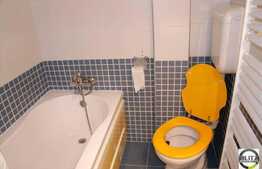 Apartament 3 camere de vanzare, 55 mp utili, zona Horea, cu boxa