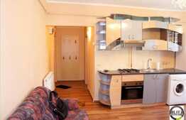 Apartament 3 camere de vanzare, 55 mp utili, zona Horea, cu boxa