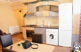 Apartament 3 camere de vanzare, 55 mp utili, zona Horea, cu boxa