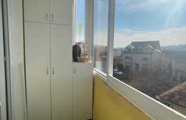 Apartament 3 camere, decomandat, 65 mp, zona Piata 14 Iulie