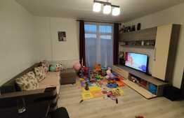 Apartament de 3 camere, etaj intermediar, orientat Sud, zona Regal, Baciu