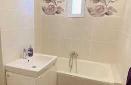 Apartament de 4 camere, 80 mp, 2 balcoane, etaj intermediar, la cheie, zona Titulescu