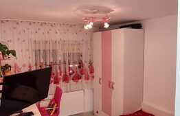 Apartament de 3 camere renovat, 72 mp, etaj intermediar, zona Florilor