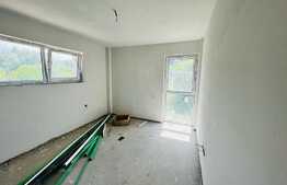 Apartament 2 camere, 50 mp, semifinisat, parcare, cf disponibil, zona Stejarului!