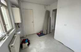 Investitie! Apartament 2 camere, decomandate, etaj intermediar, Intre Lacuri