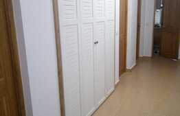 Apartament de 3 camere, decomandat, 72 mp + grădină 70 mp, zona Tractorul