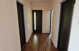 Oportunitate! Casa cu 4 camere tip duplex, zona Terra