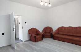 Oportunitate! Casa 4 camere, 2 bai, proaspat renovata, zona strazii Paris!