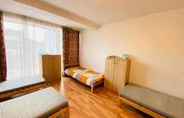 Duplex de 135 mp, 7 camere, 3 parcari, garaj, zona strazii Plevnei