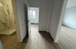 Spatiu birouri, 37 mp, imobil nou, gradina, parcare, zona Eroilor