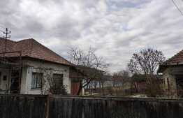 De vanzare casa individuala 1900 m2 teren,100util.