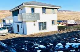 De vanzare casa individuala.Suprafata utila 140m2