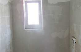 Apartament semifinisat cu 3 camere, locatie linistita,30 mp TERASA! Loc parcare!