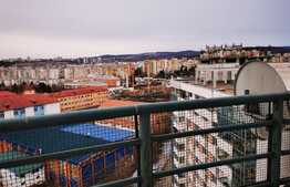 Apartament de 2 camere, 63 mp, decomantat, zona Penny